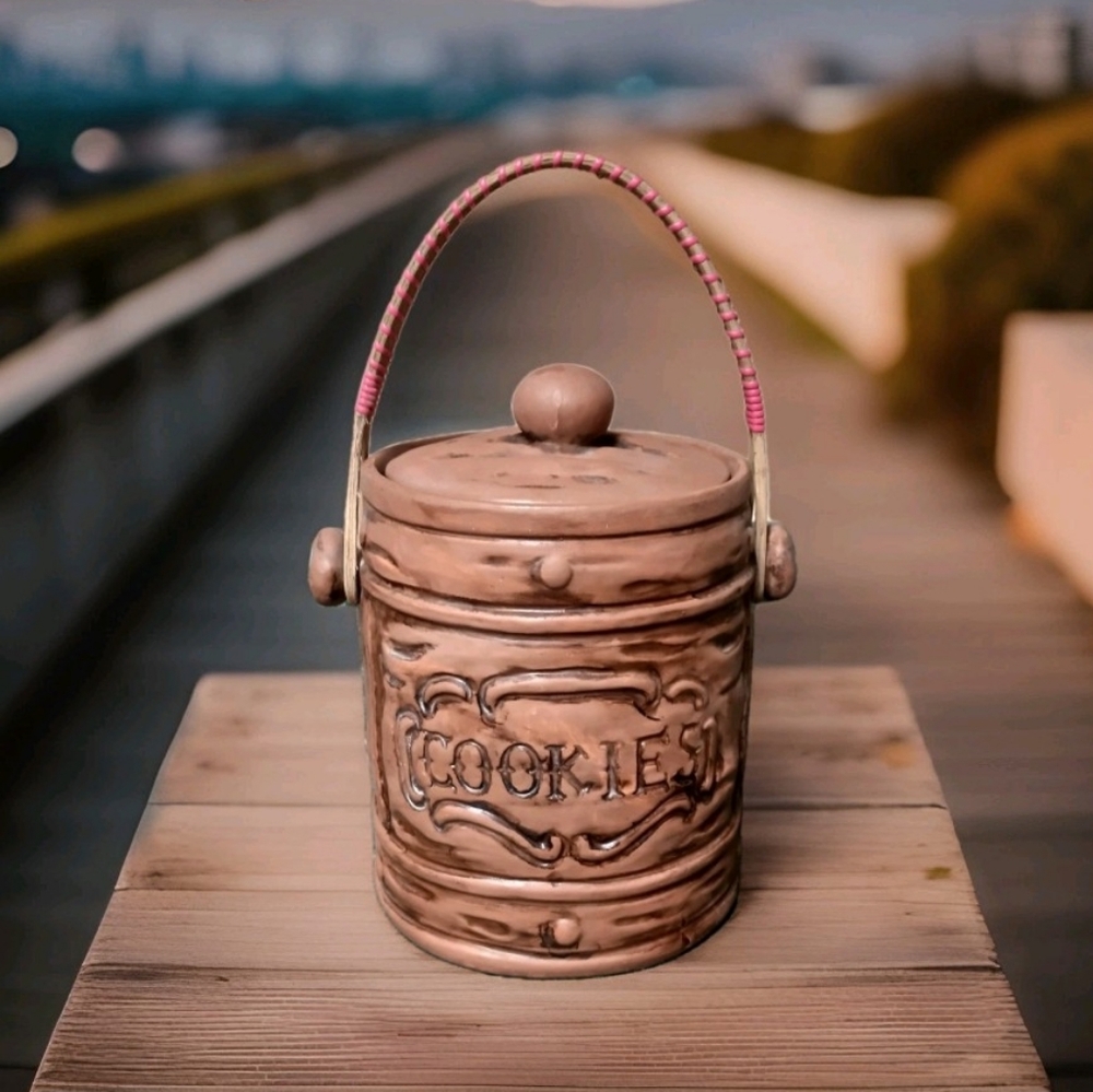 Vintage Two Toned Brown Ceramic Cookie Jar Canister With Lid/ Bamboo Handle